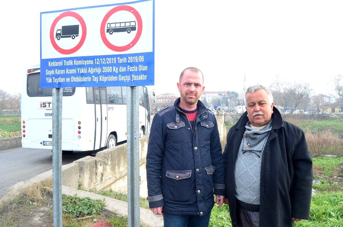 450 yıllık köprü ağır vasıta geçişine kapatıldı