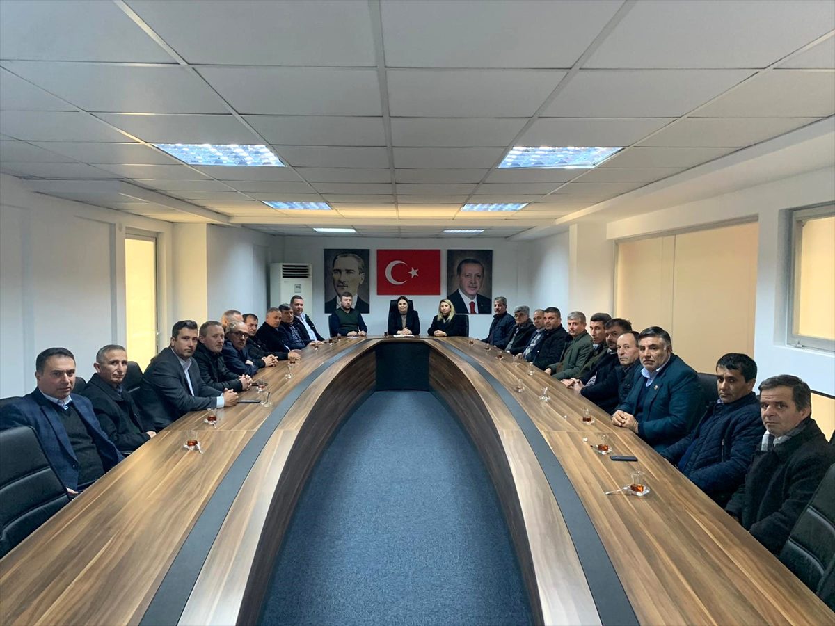 AK Parti Edirne İl Başkanı İba muhtarlarla bir araya geldi