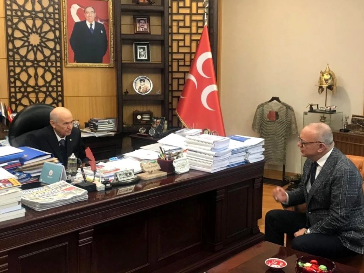Başkan Ergün MHP Genel Başkanı Bahçeli\'ye projelerini sundu