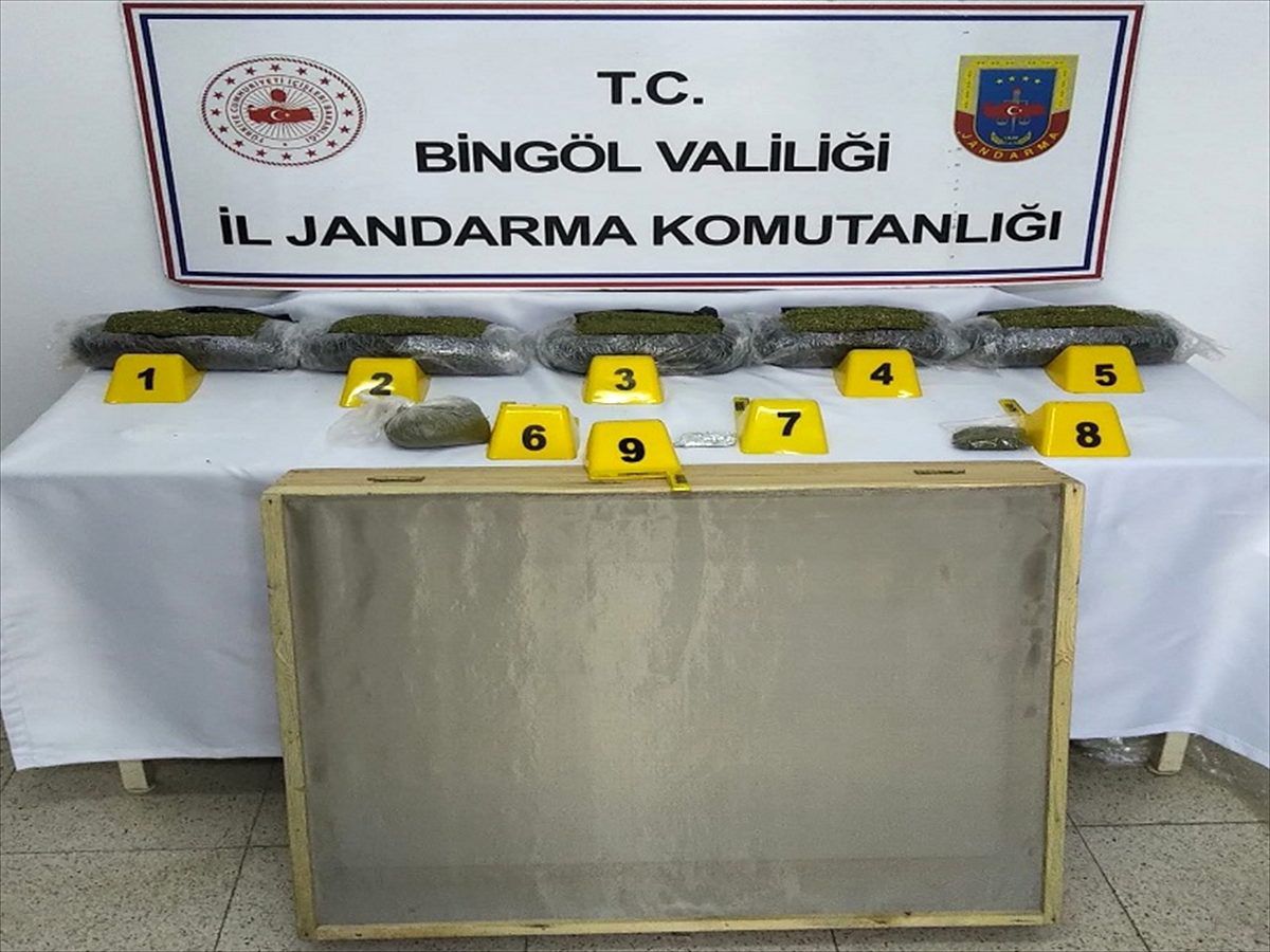 Bingöl\'de 5 kilo 500 gram esrar ele geçirildi