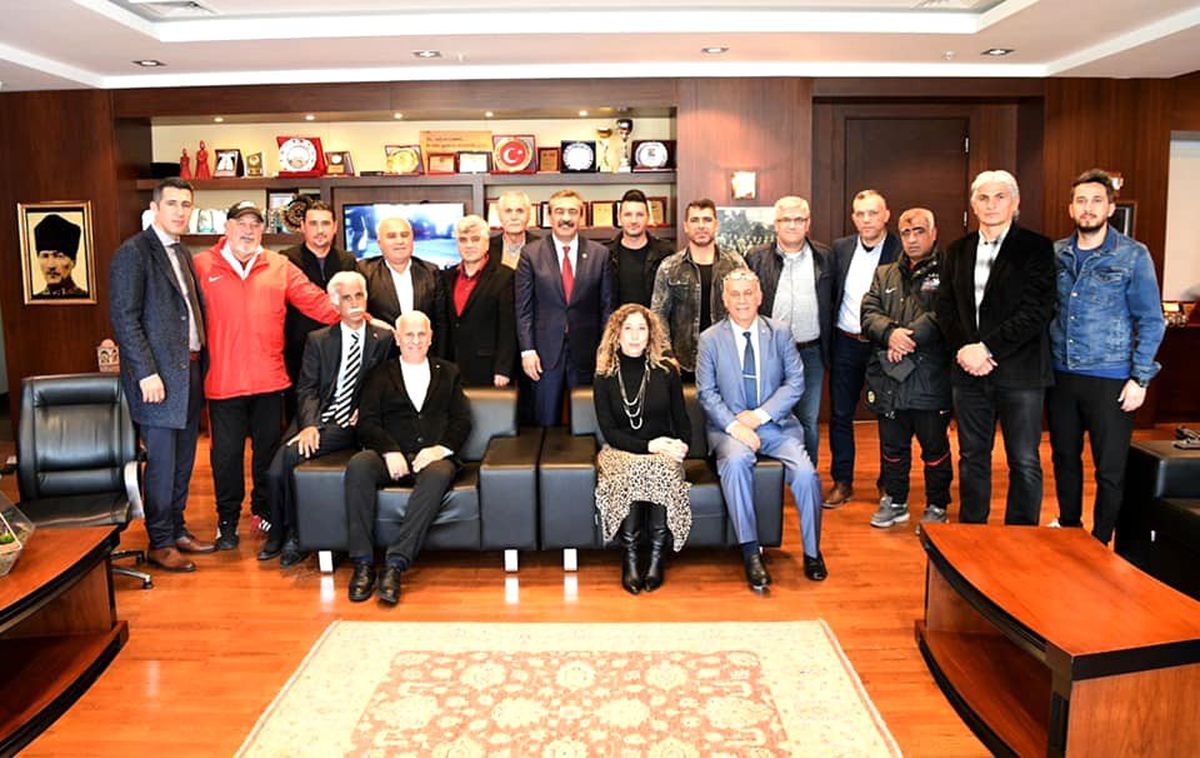 Çetin: "Her branştan amatörlere destek olmaya çalışıyoruz"