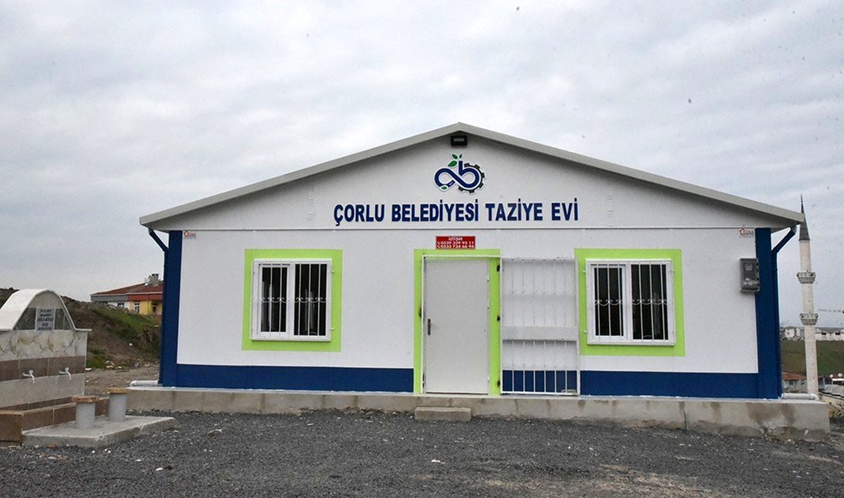 Çorlu Belediyesi taziye evi ile vatandaşların yanında