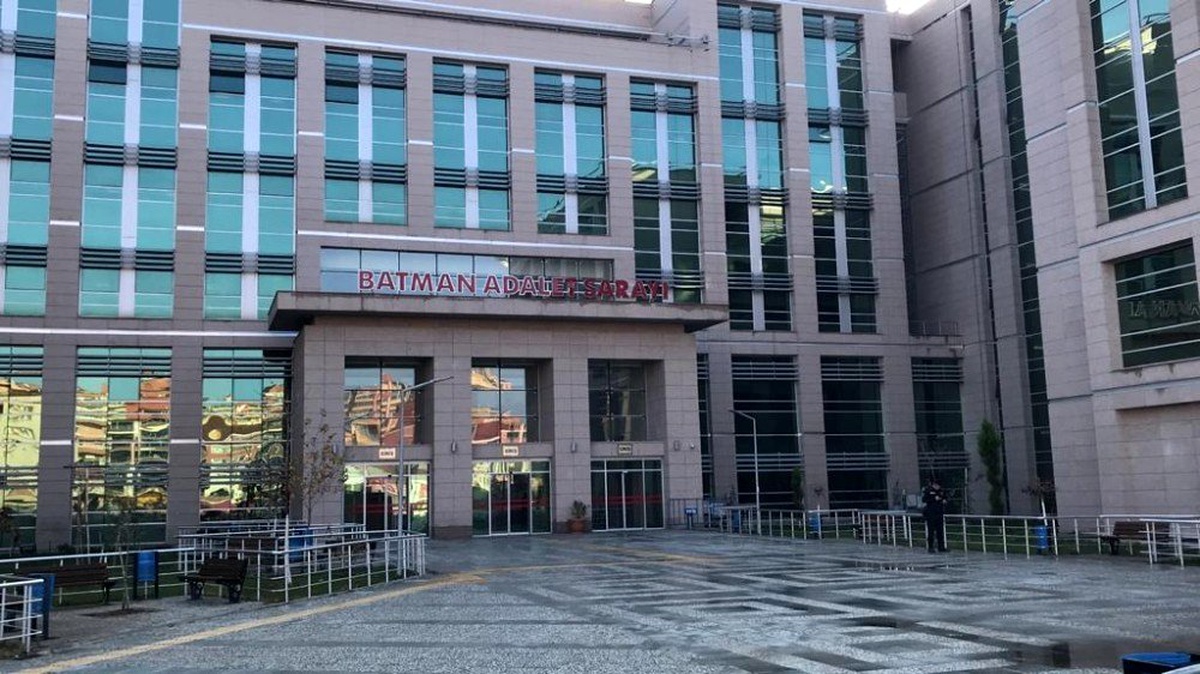 Cumhurbaşkanı\'na hakaret eden bir kişi tutuklandı