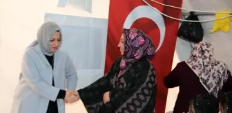 Eski AK Parti Milletvekili Gülşen Orhan Diyarbakır annelerini ziyaret etti