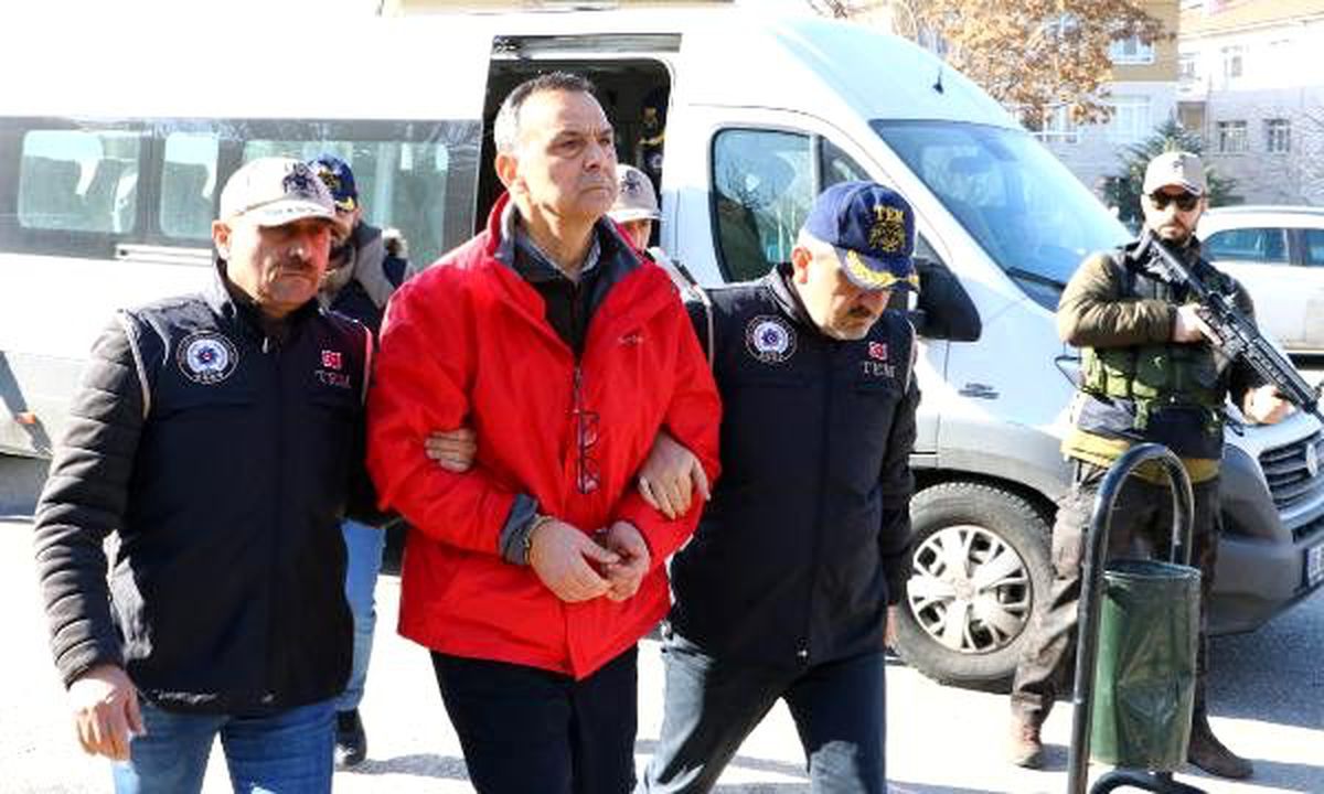 Eski Korgeneral İyidil, adliyeye sevk edildi