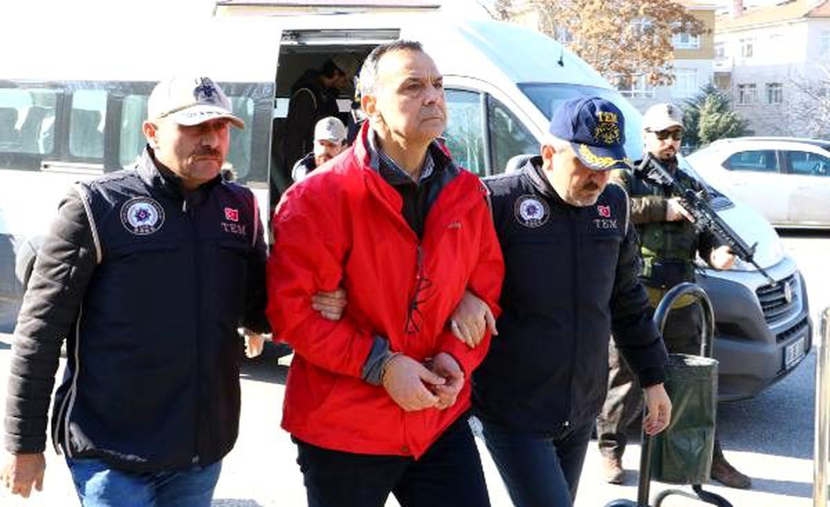 Eski Korgeneral İyidil, tutuklandı (2)