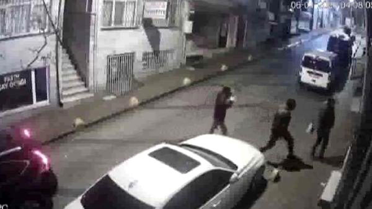 Fatih\'teki çelik kasa hırsızları kamerada