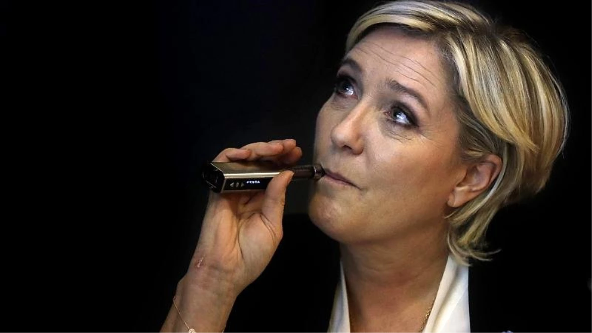 Fransız aşırı sağcı siyasetçi Marine Le Pen, 2022 cumhurbaşkanlığı seçiminde aday oluyor