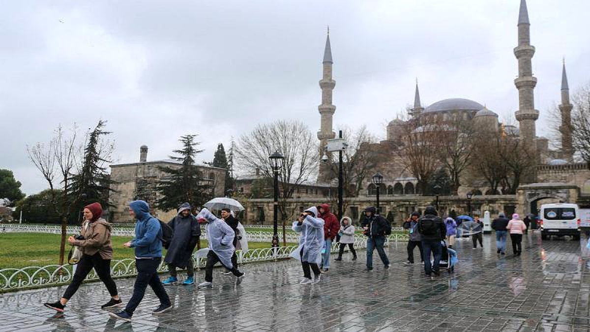 Fransız seyahat dergisinden turistlere uyarı: İstanbul\'da dikkat edilmesi gereken 5 tuzak
