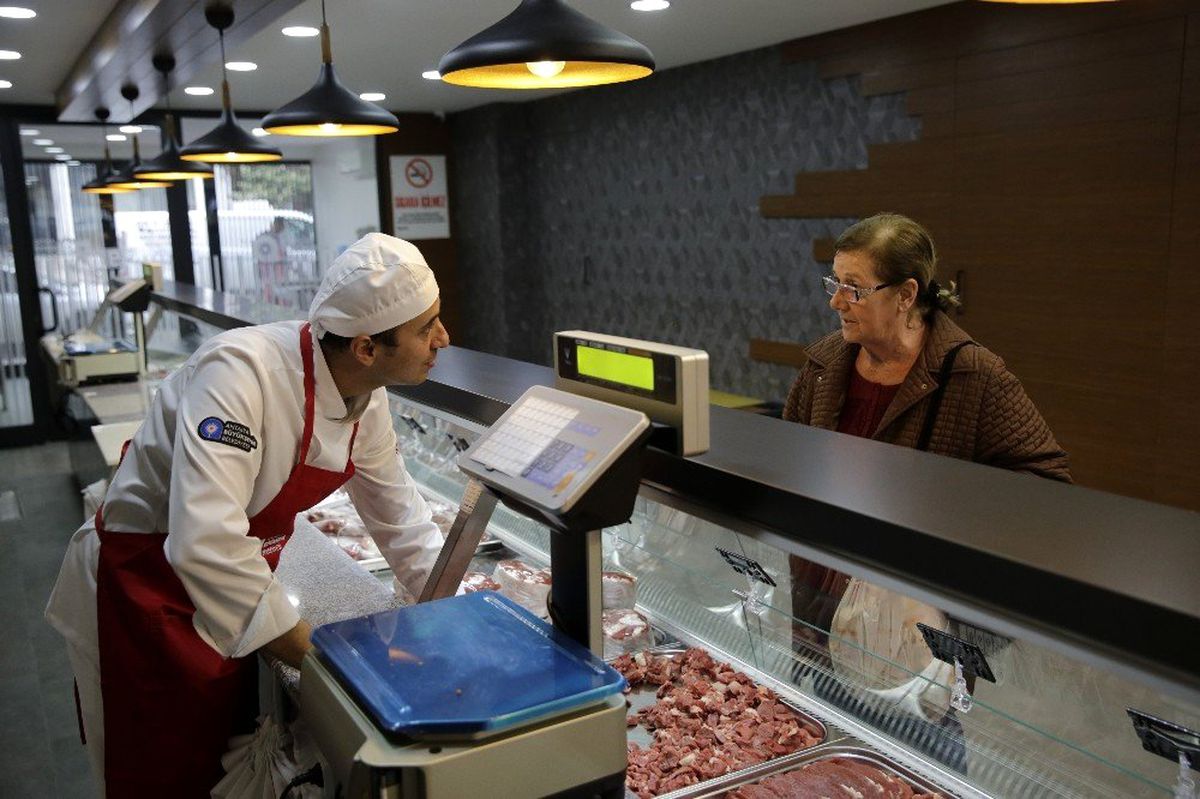 Halk Et\'te bir ayda 14 ton et satıldı