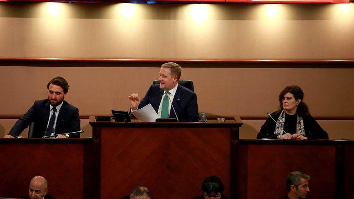 İBB Meclisi\'nde cemevlerinin ibadethane statüsüne alınması teklifi reddedildi