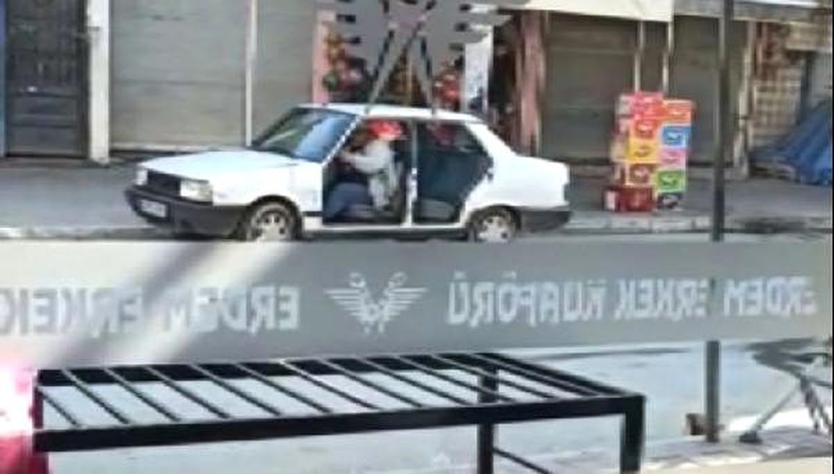 İki kapısı olmadan trafiğe çıktı