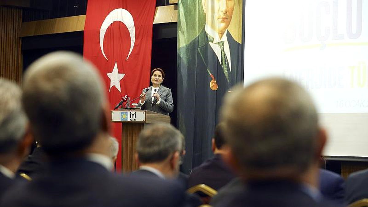 İYİ Parti Genel Başkanı Akşener: Güçlendirilmiş parlamenter sistem Türkiye\'ye nefes aldırır