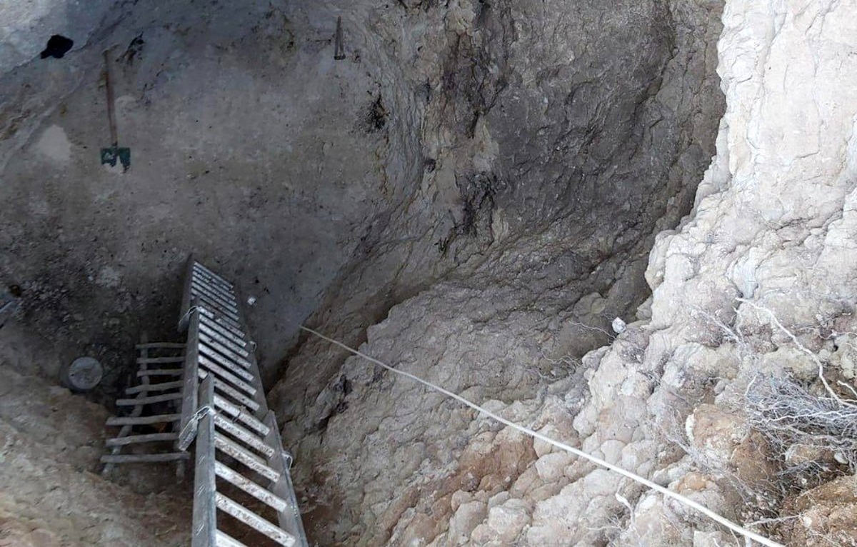 Kaçak kazı yaparken suçüstü yakalandılar