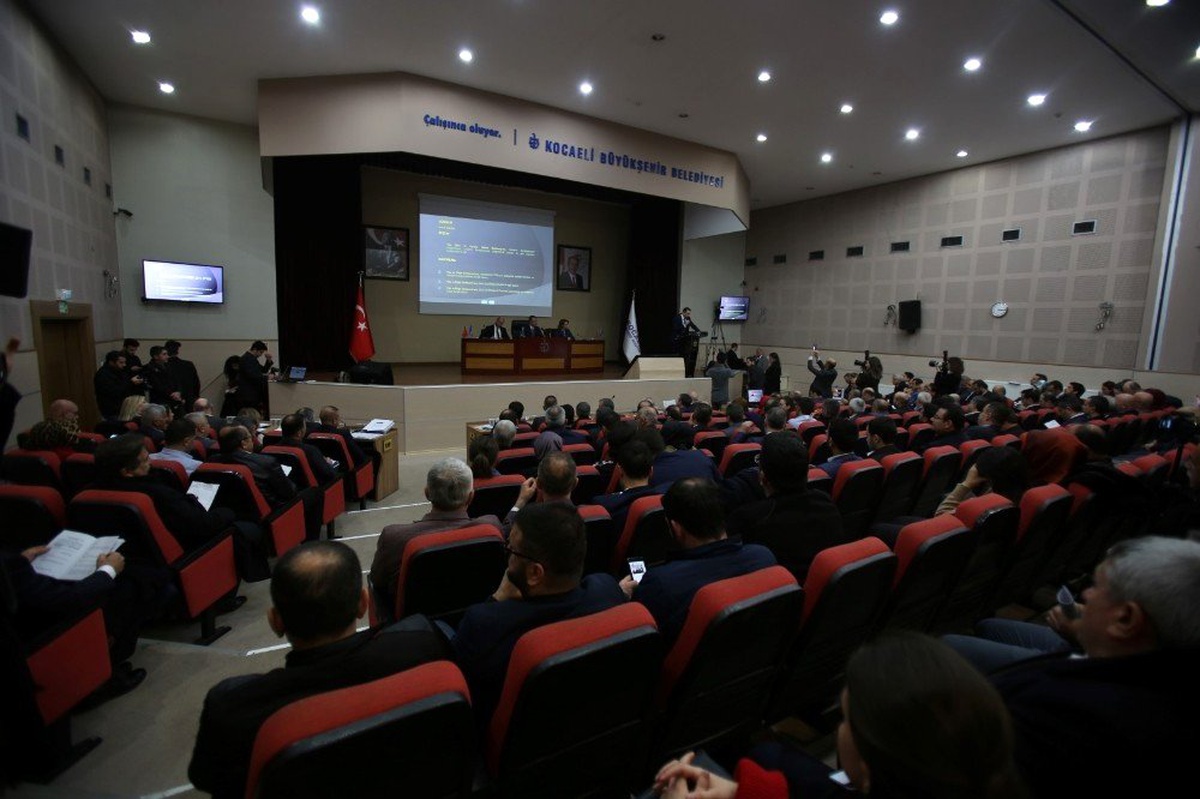 Kocaeli ulaşımda \'havuz sistemi\' meclisten geçti