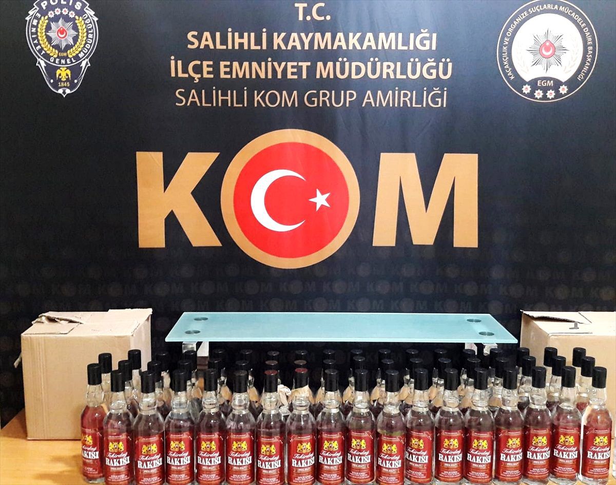Manisa\'da 156 şişe kaçak içki ele geçirildi