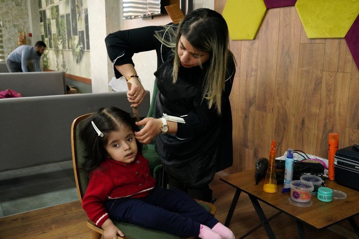 Öğrenciler engellilerin kişisel bakımlarını gerçekleştirdi