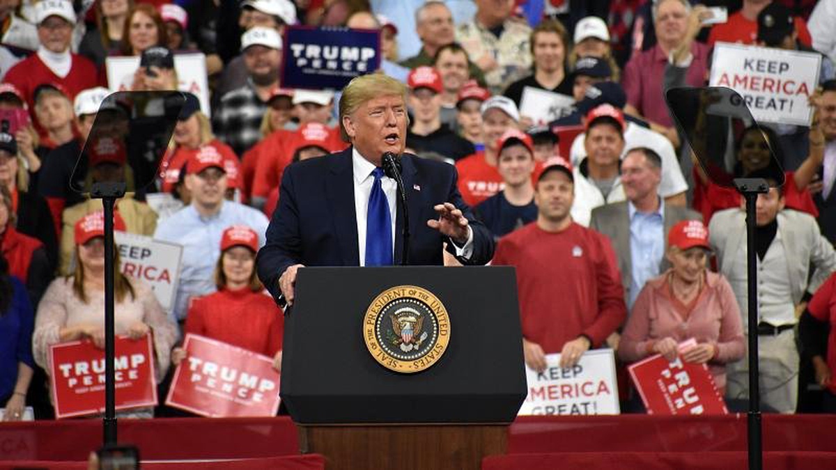Trump: Petrolü tuttuğum için ABD askerleri Suriye\'de, Irak\'ta da böyle olmalıydı