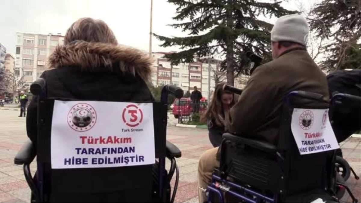 TürkAkım\'dan engellilere tekerlekli sandalye