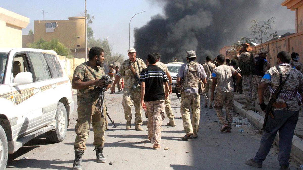 Guardian: Türkiye Libya\'ya 2 bin Suriyeli savaşçı gönderiyor