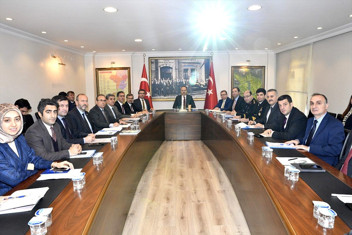 Uyuşturucu ve bağımlılıkla mücadele toplantısı yapıldı
