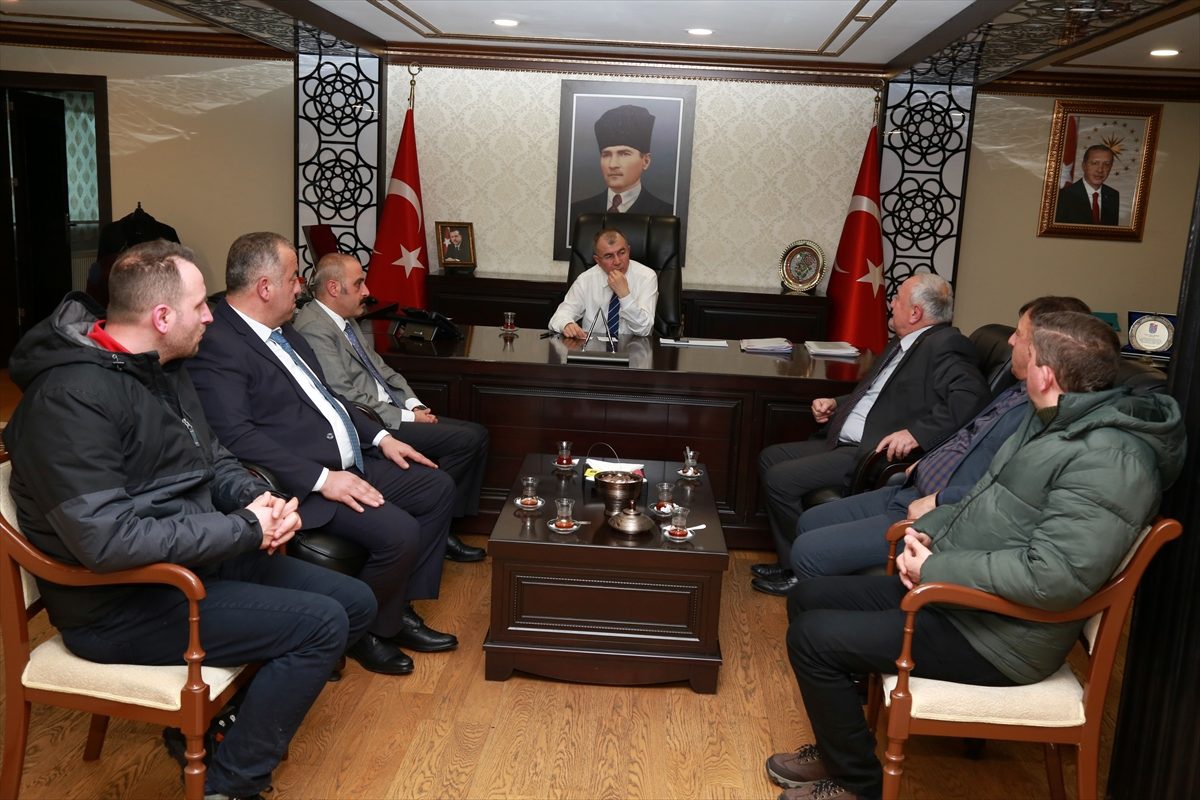 Vali Doruk, şoför esnafının sorun ve taleplerini dinledi