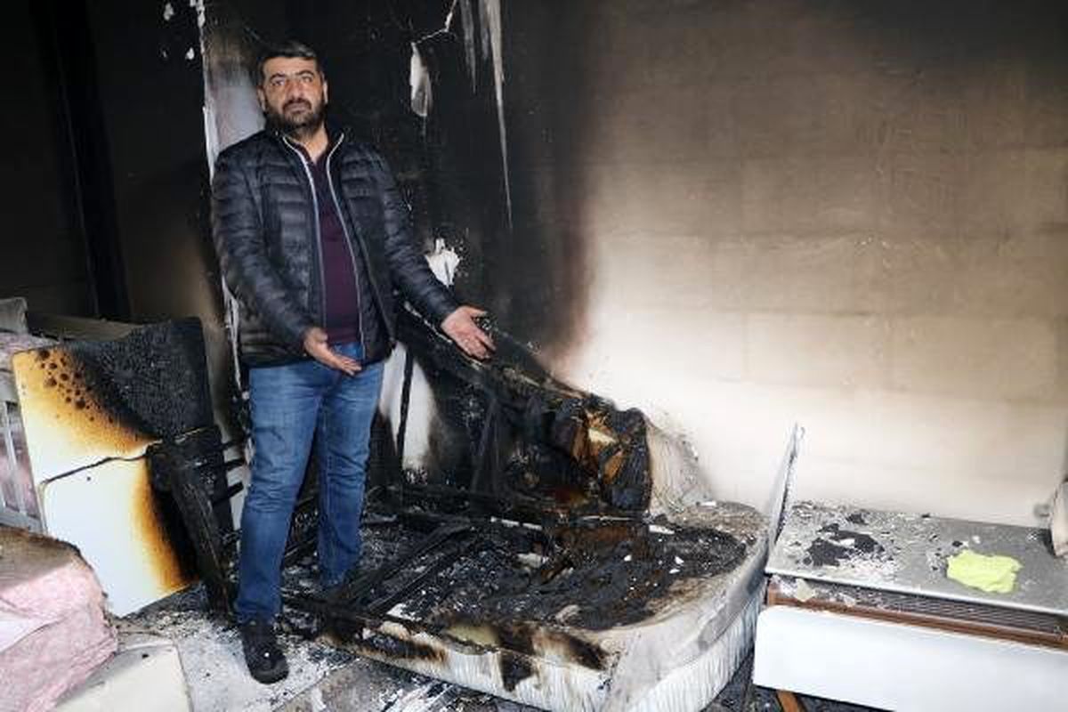 4 katlı apartmanın en üst katındaki dairede yangın
