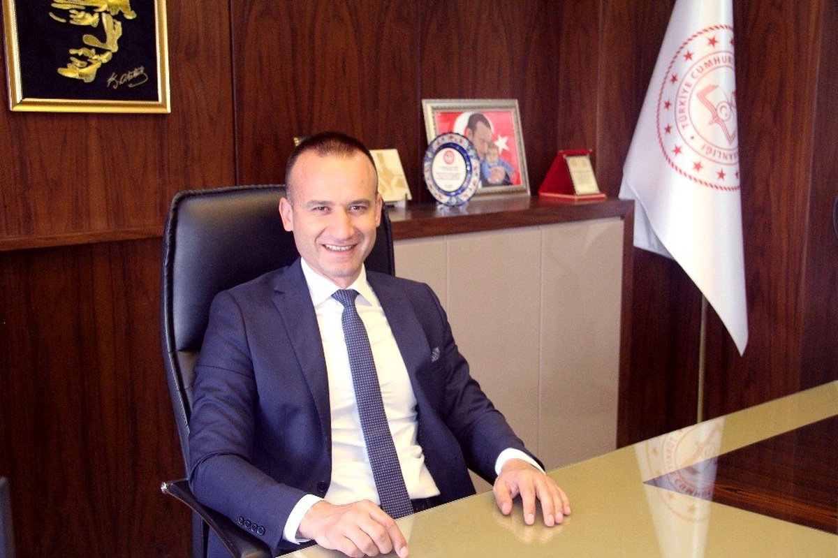 Ağrı Milli Eğitim Müdürü Tekin\'in yarıyıl tatili mesajı