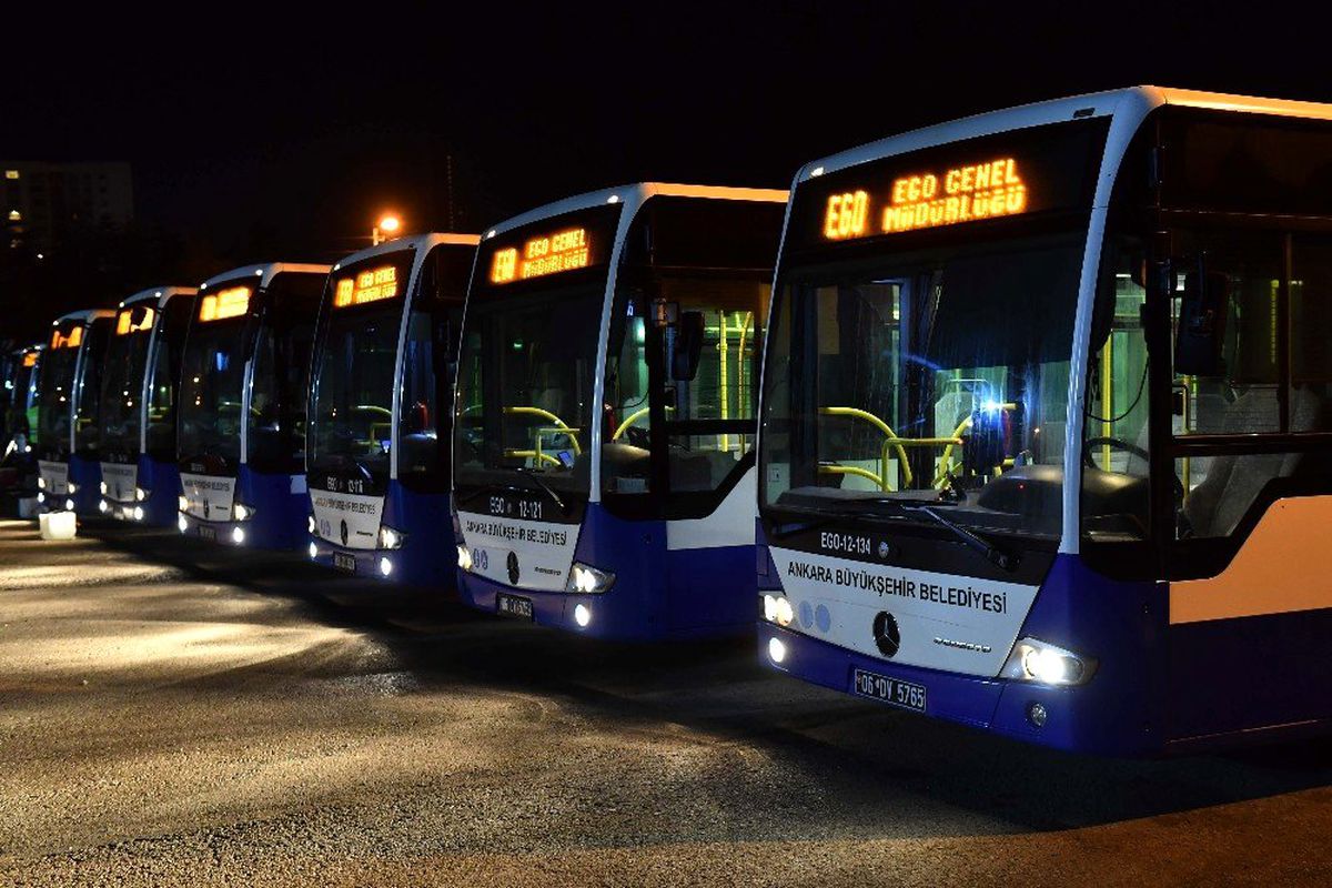 Ankara\'da toplu taşıma araçları düzenli temizleniyor