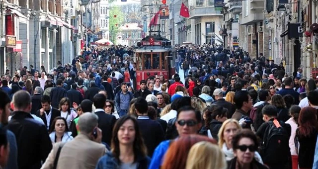 Anketle vatandaşlara soruldu: Türkiye'nin dostu denildiğinde aklınıza ilk hangi ülke geliyor?