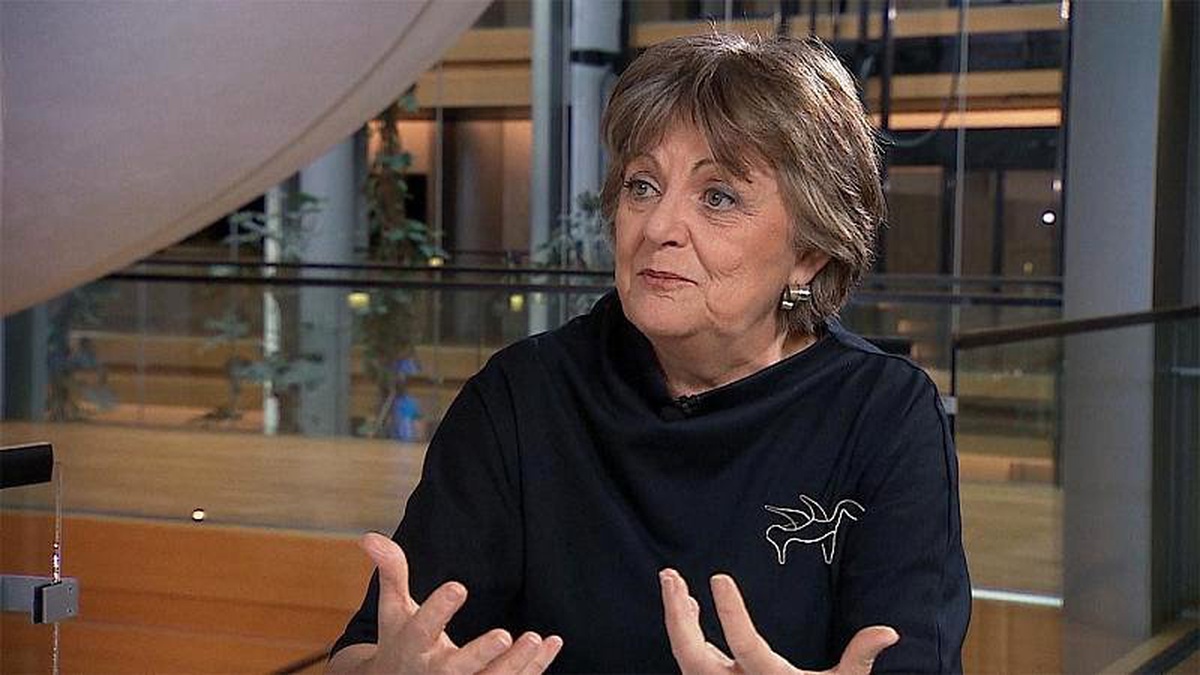Avrupa Komisyonu: Kömüre bağımlı az gelişmiş üyelerin değişimi için daha fazla fon ayıracağız
