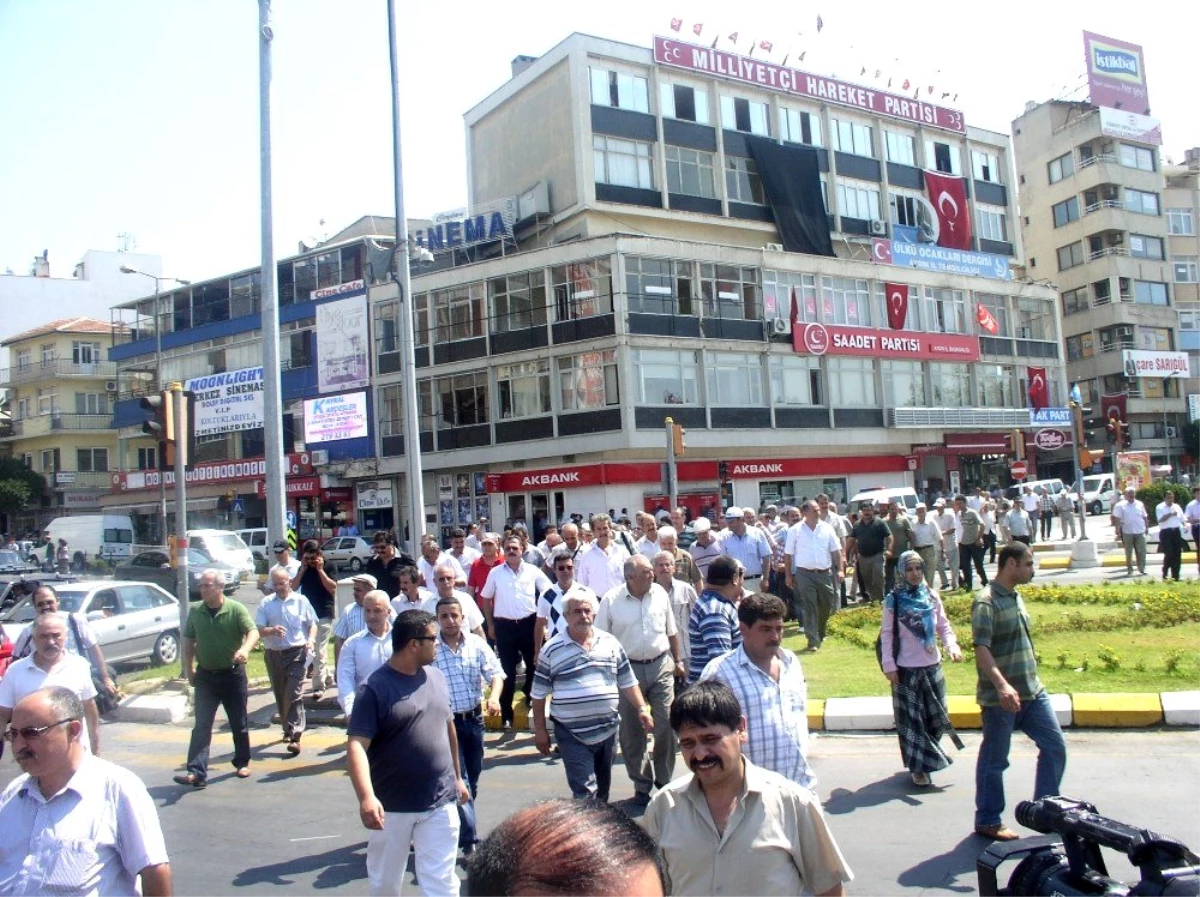 Aydın\'da 10 yıl ardan sonra 2. pankart krizi