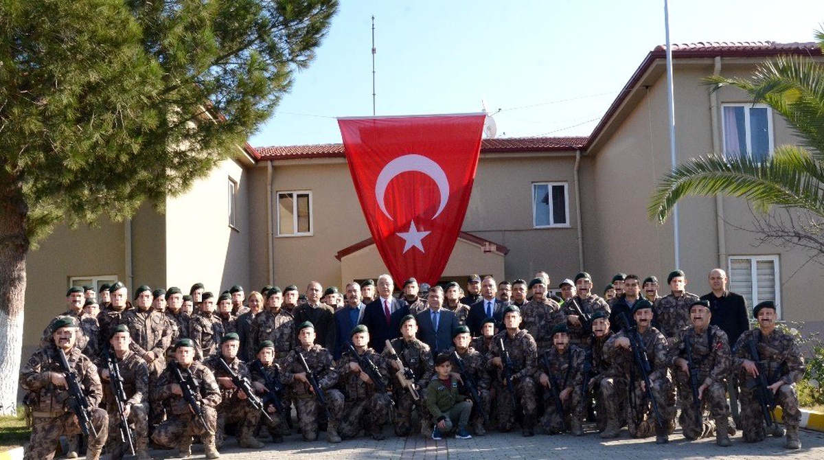 Barış Pınarı Harekatı\'nda görev alacak PÖH\'ler Aydın\'dan dualarla uğurladı