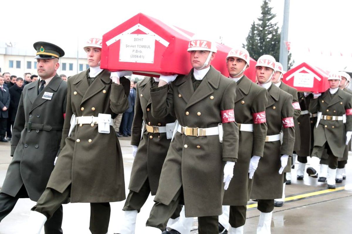 Barış Pınarı şehitleri memleketlerine uğurlandı