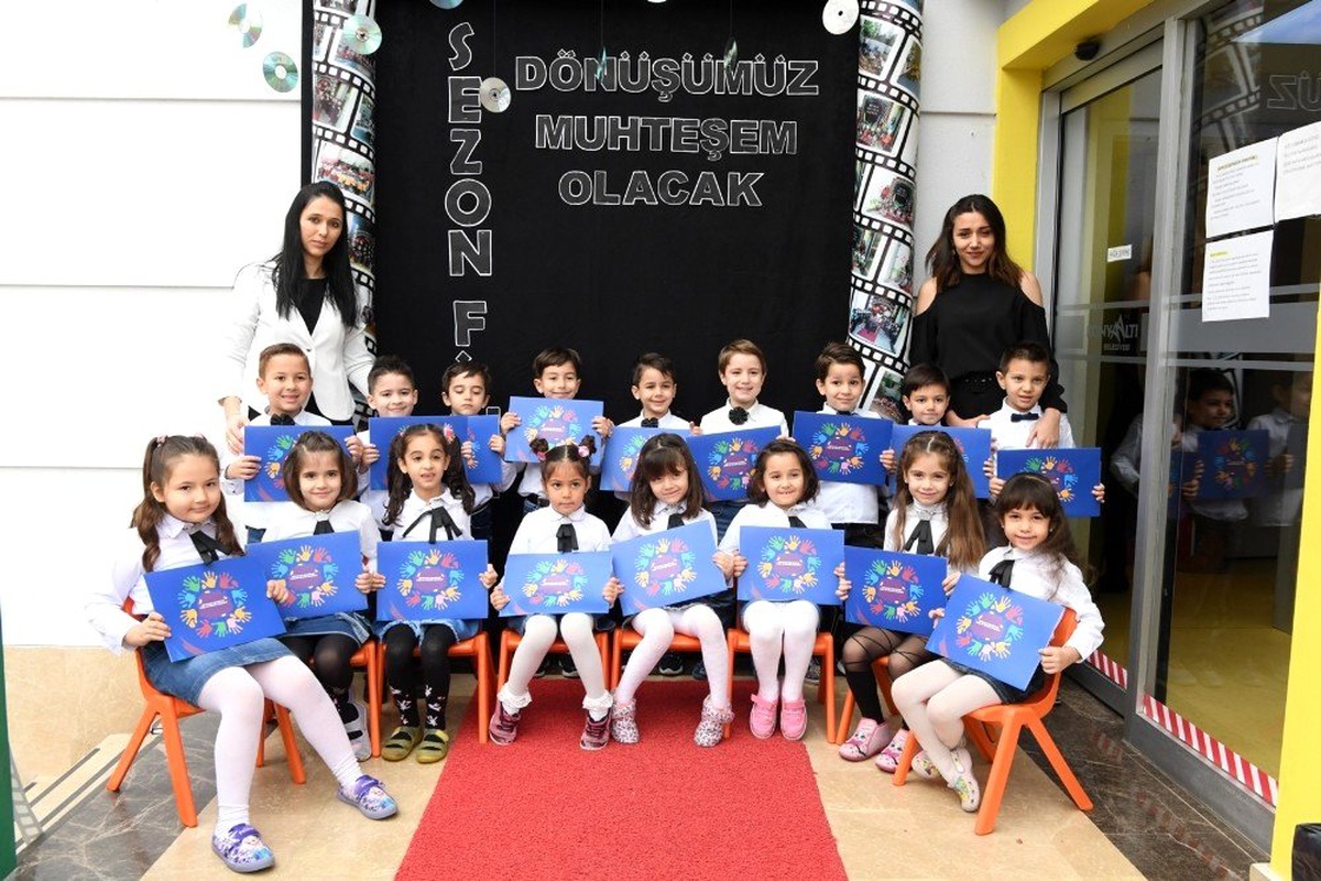 Başkan Esen\'den öğrencilere \'çocuk festivali\' sürprizi