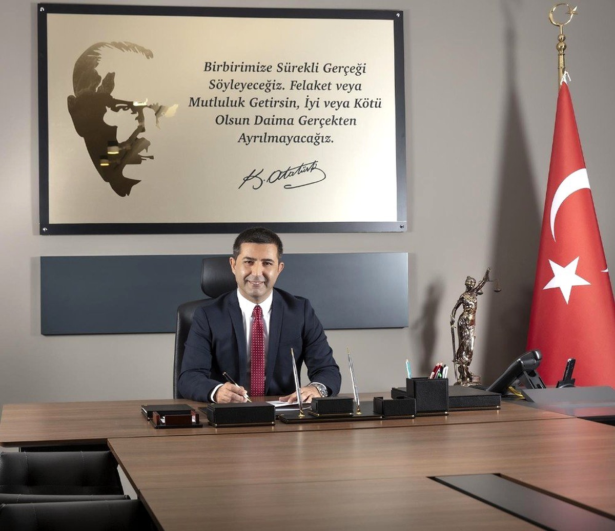 Başkan Ömer Günel\'den personeline asgari ücret müjdesi