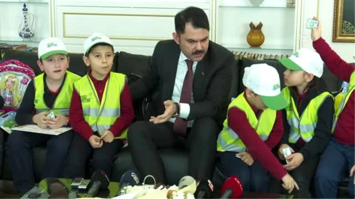 Çevre ve Şehircilik Bakanı Kurum, çevreci çocukları kabul etti (2)