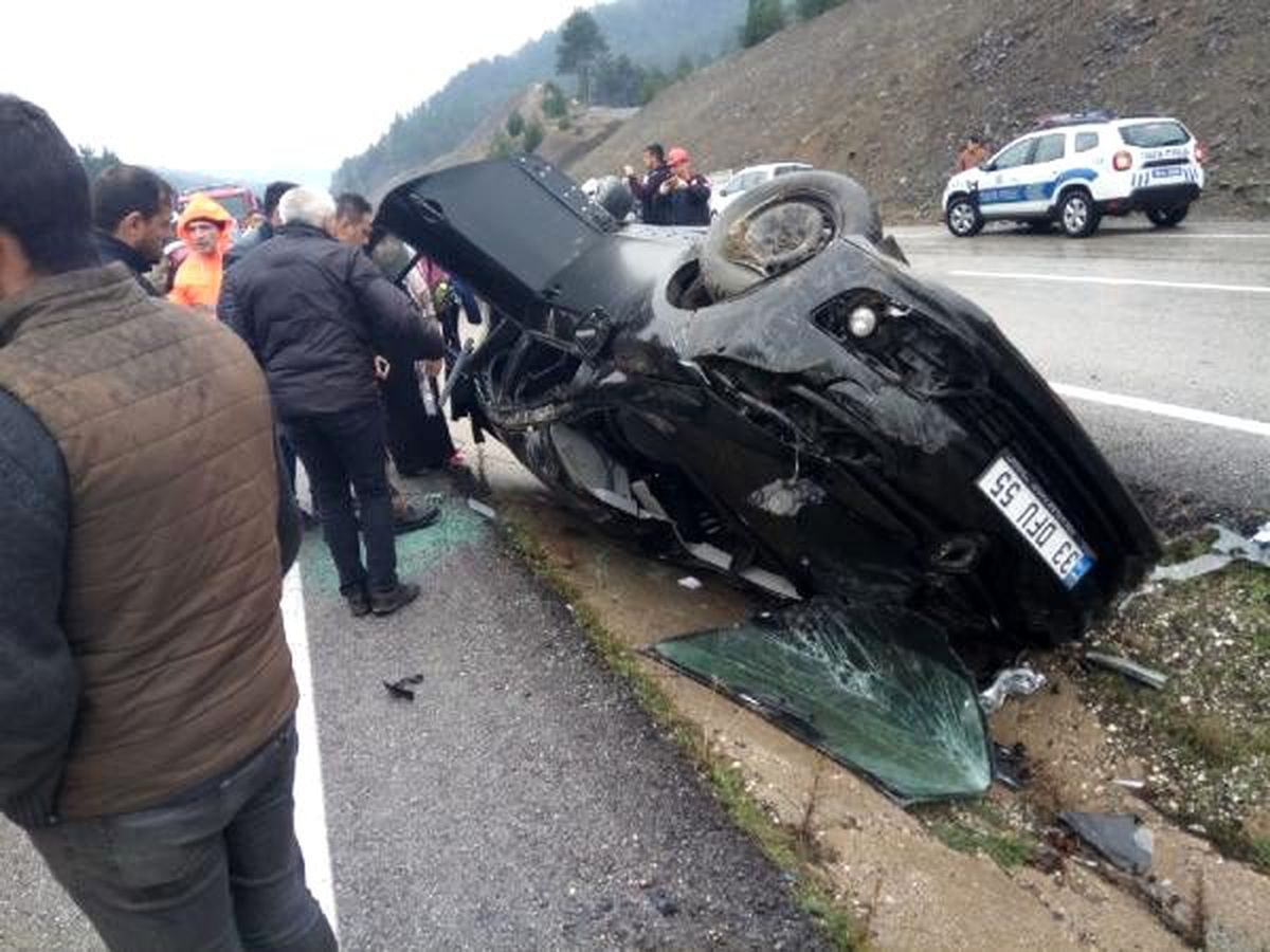 Devrilen otomobildeki Eslem öldü, 3 kişi yaralandı