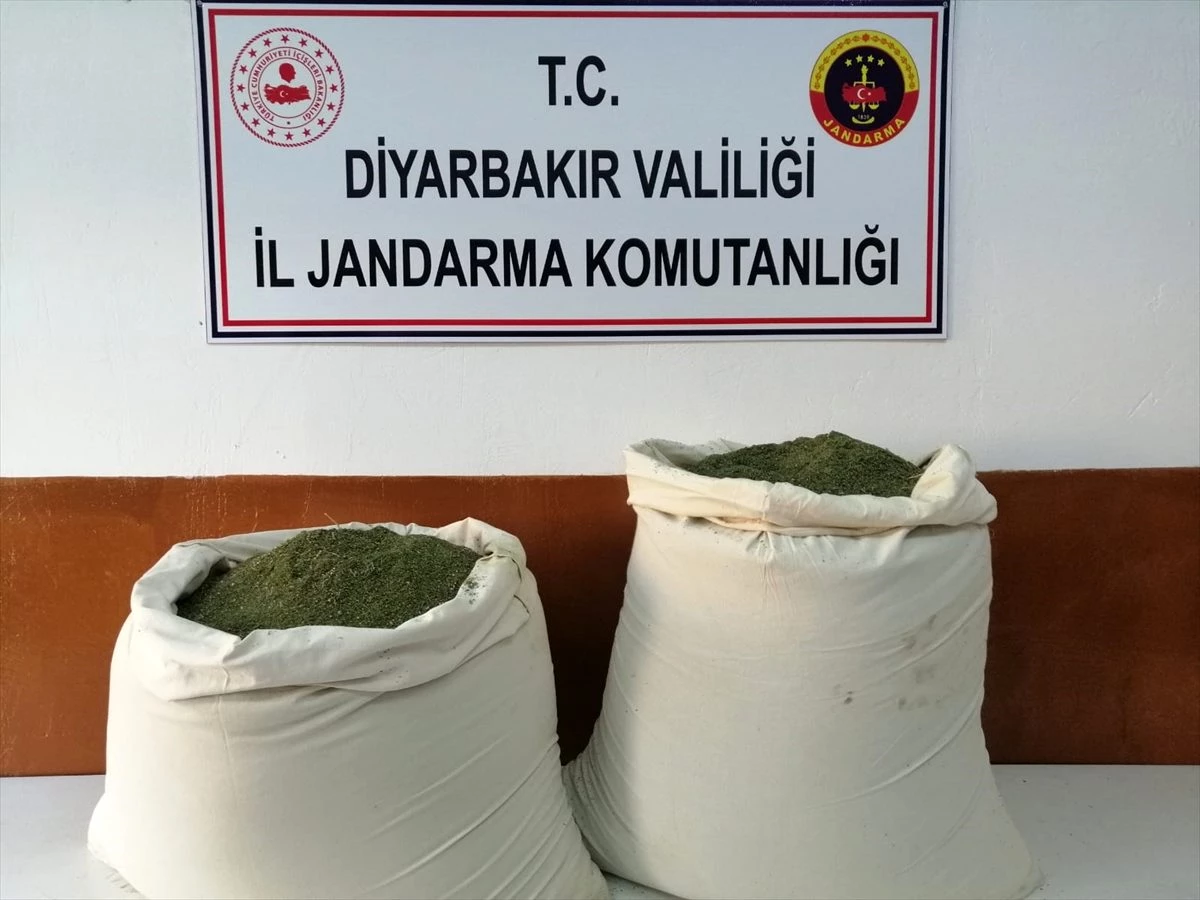 Diyarbakır\'da 62 kilogram esrar ele geçirildi