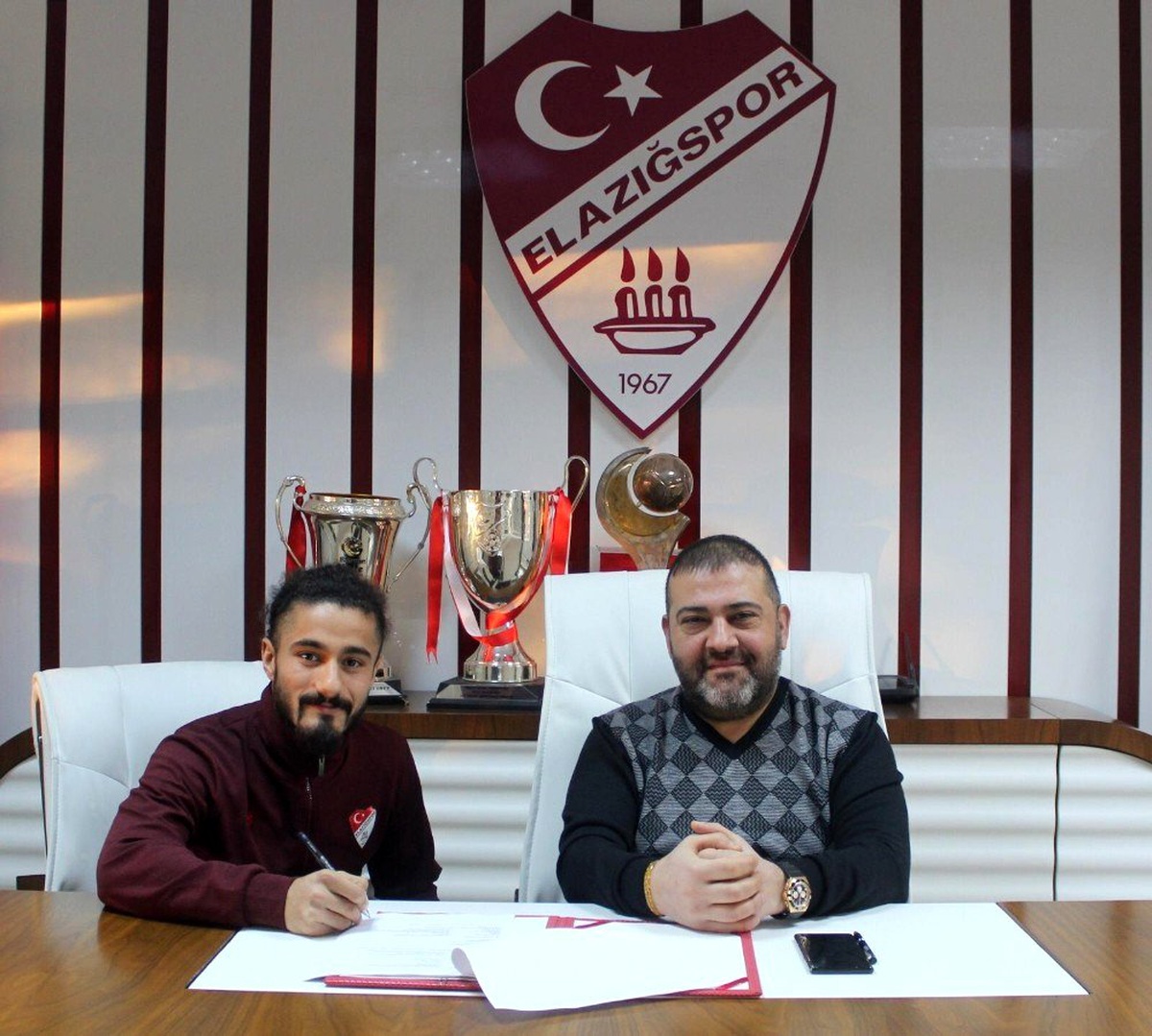 Elazığspor 2 oyuncusunun sözleşmesini uzattı