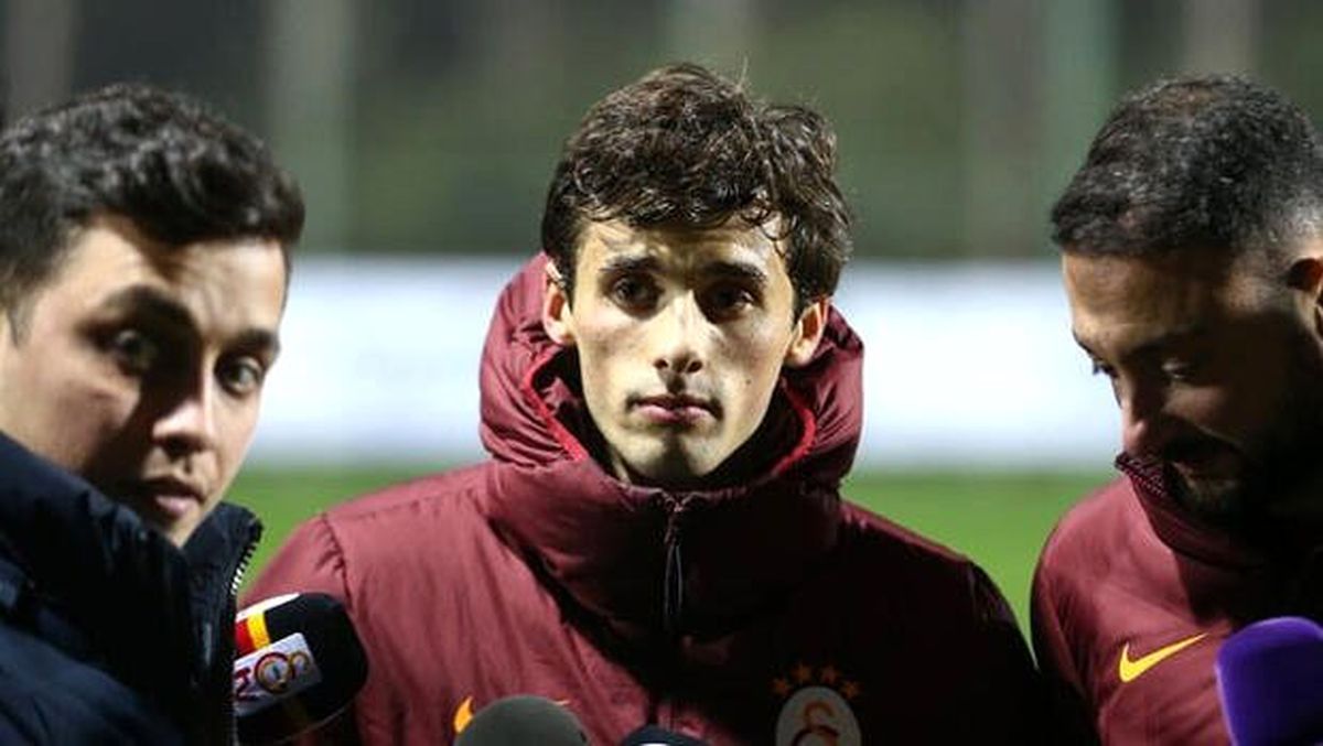 Galatasaray Marcelo Saracchi\'nin lisansını çıkarttı