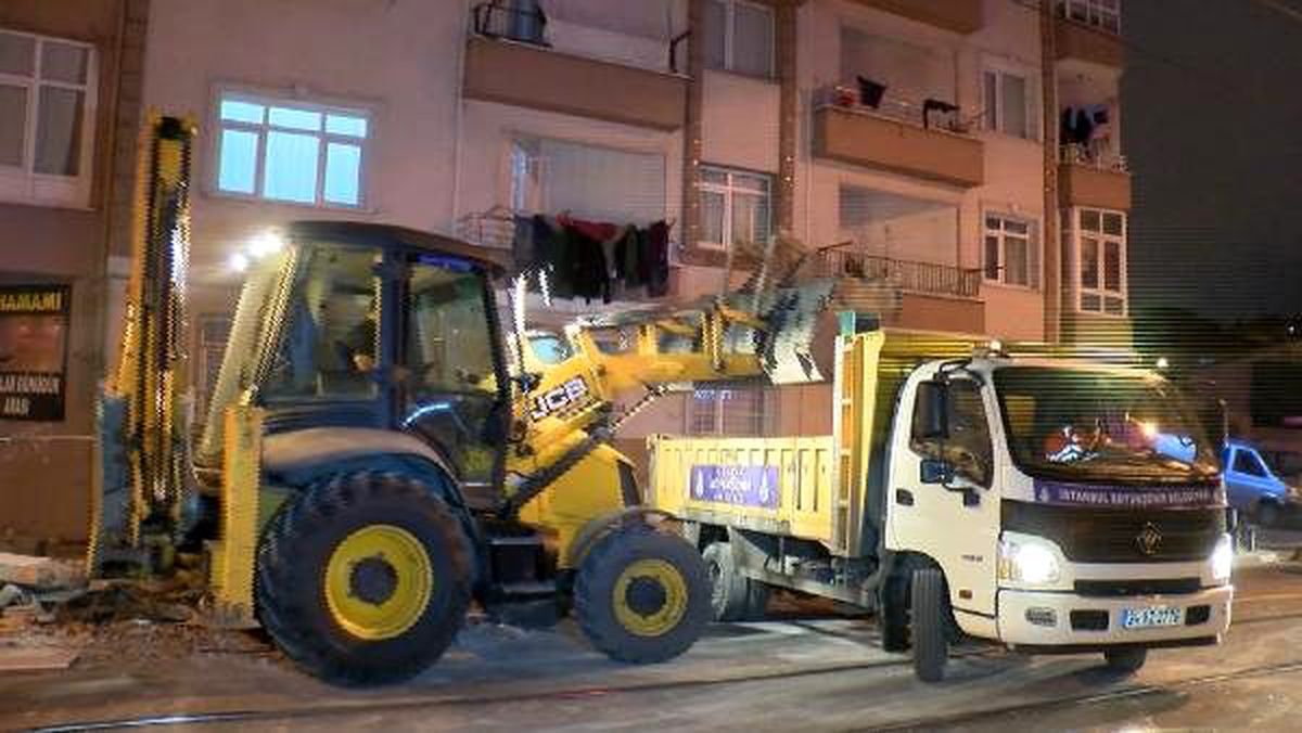 Güngören\'de doğalgaz patlaması: 1 yaralı (3)