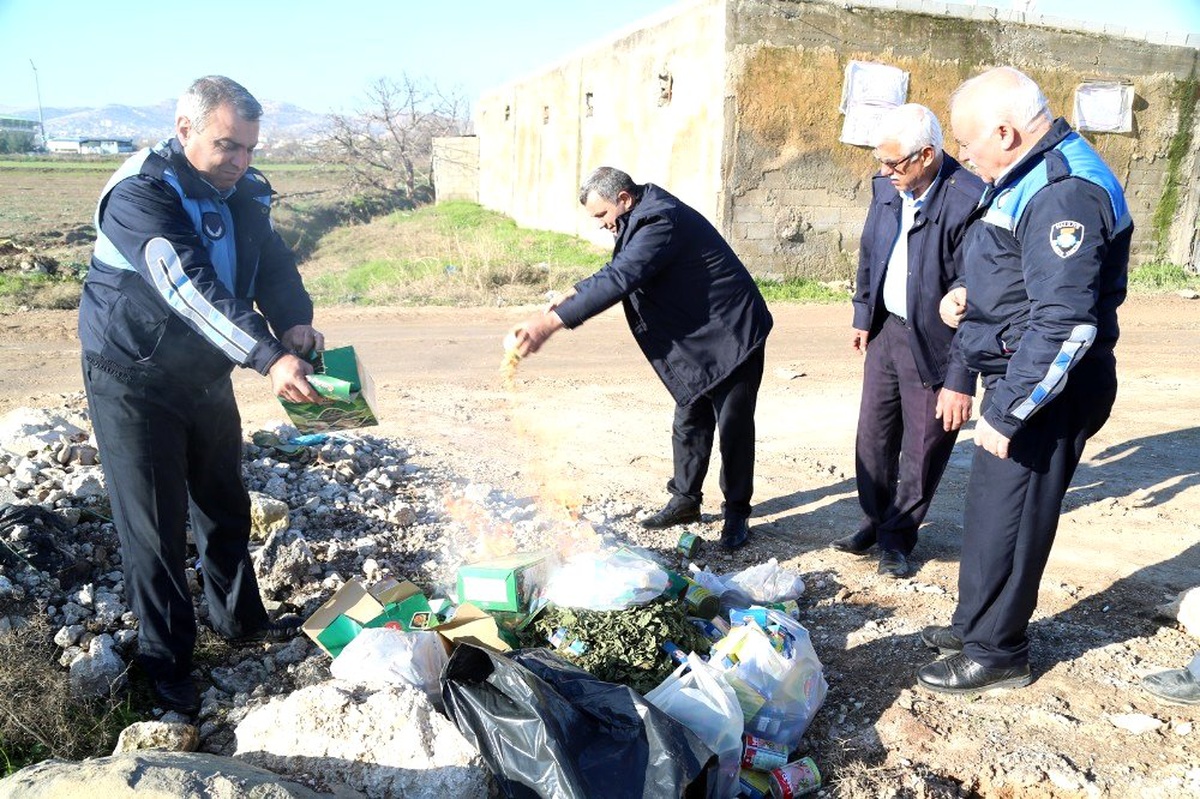 Haliliye zabıtası halk sağlığı için sahada
