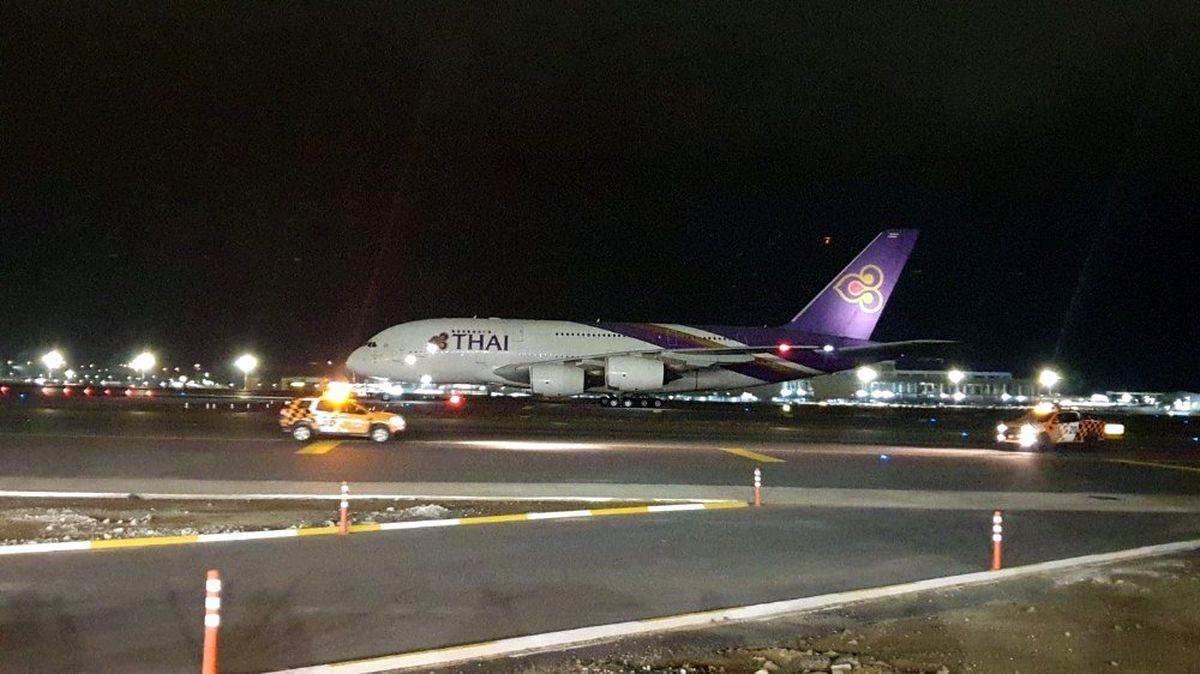 İstanbul Havalimanı\'na Airbus 380 indi