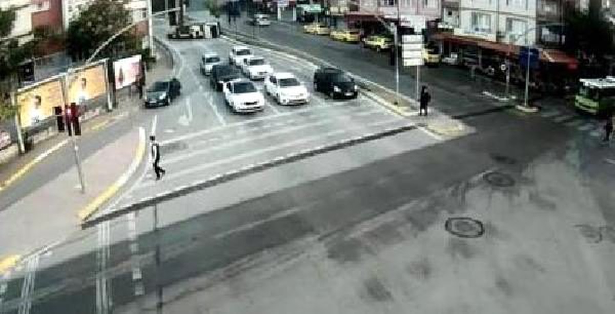 Kocaeli\'de 3 kişinin yaralandığı kazanın görüntüsü ortaya çıktı