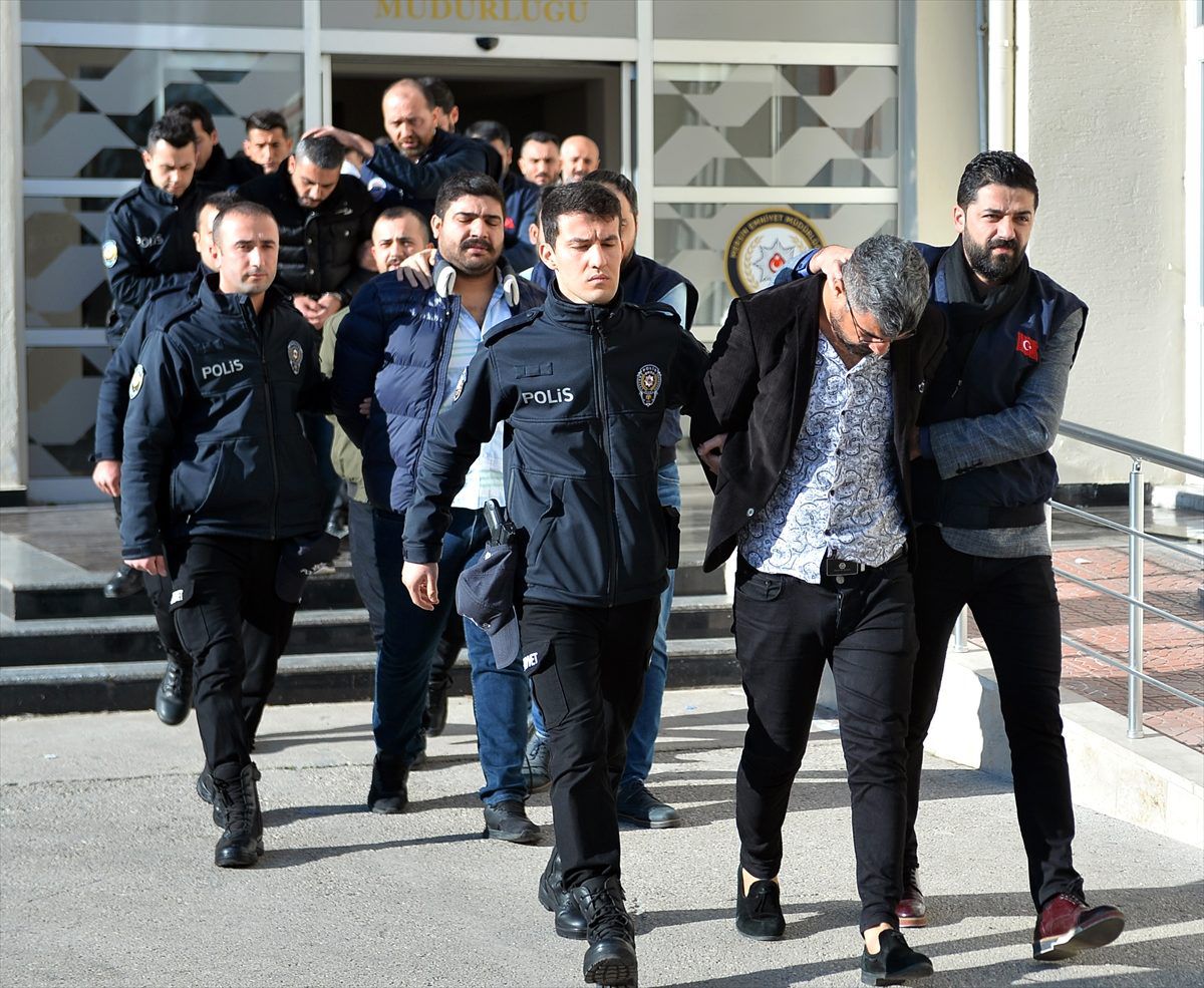 Mersin\'de tefecilik operasyonunda 2 kişi tutuklandı
