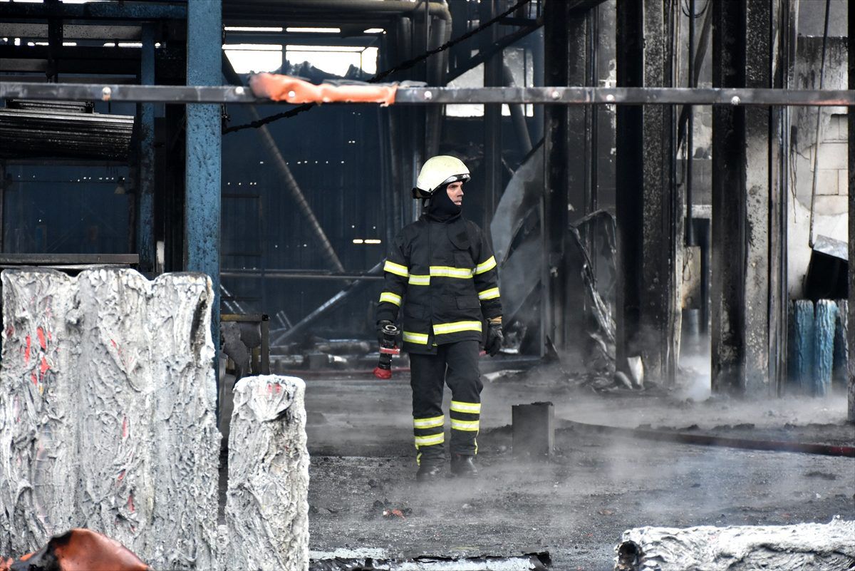 Samsun\'da plastik fabrikasında çıkan yangın kontrol altına alındı