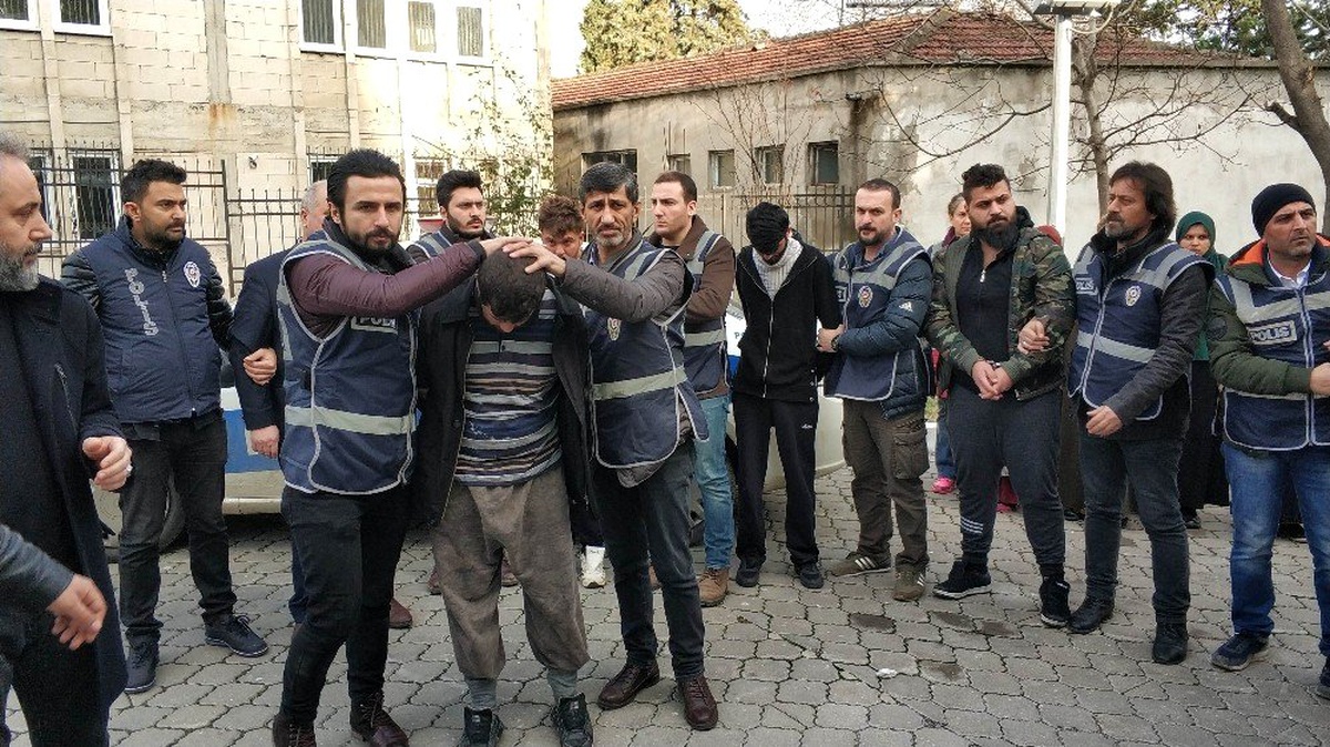 Samsun\'daki vahşetin şüphelisi 12 Iraklı adliyede