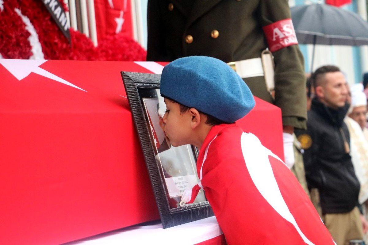 Şanlıurfalı şehit ebediyete uğurlandı