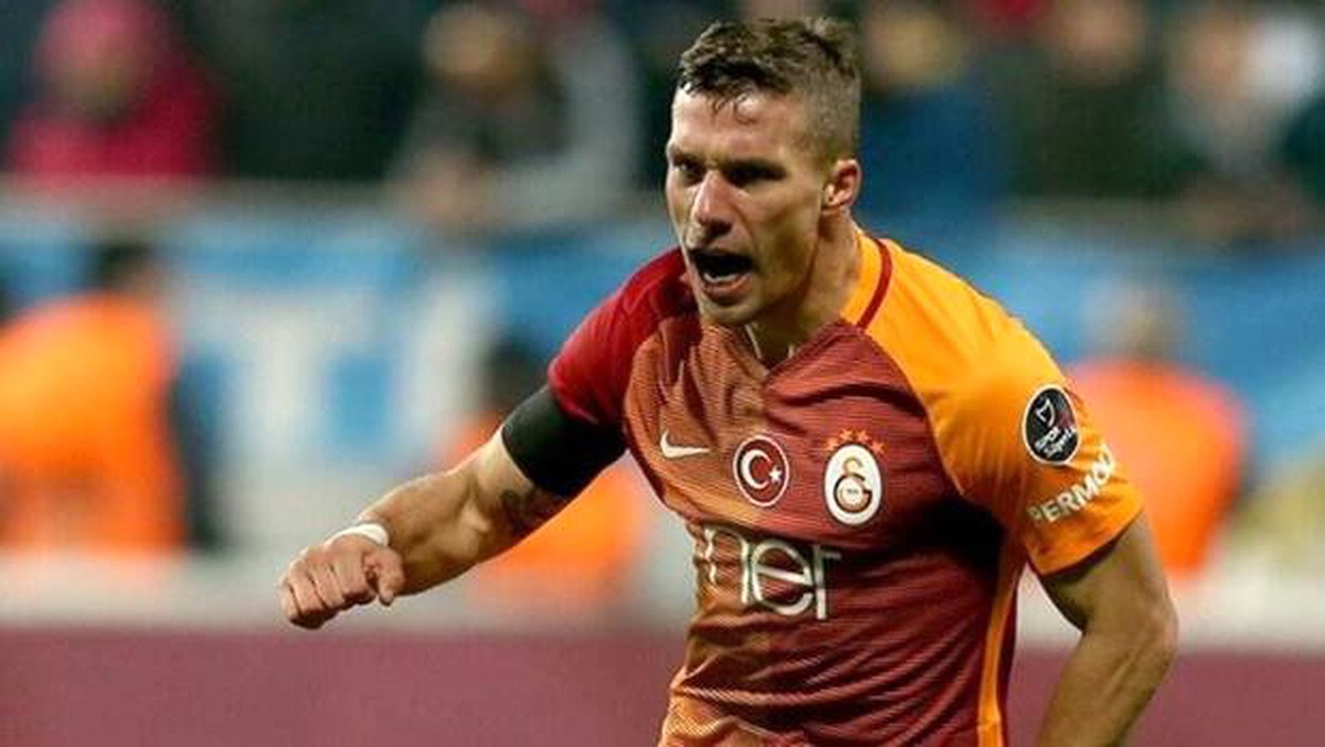Antalyaspor\'da rota Lukas Podolski